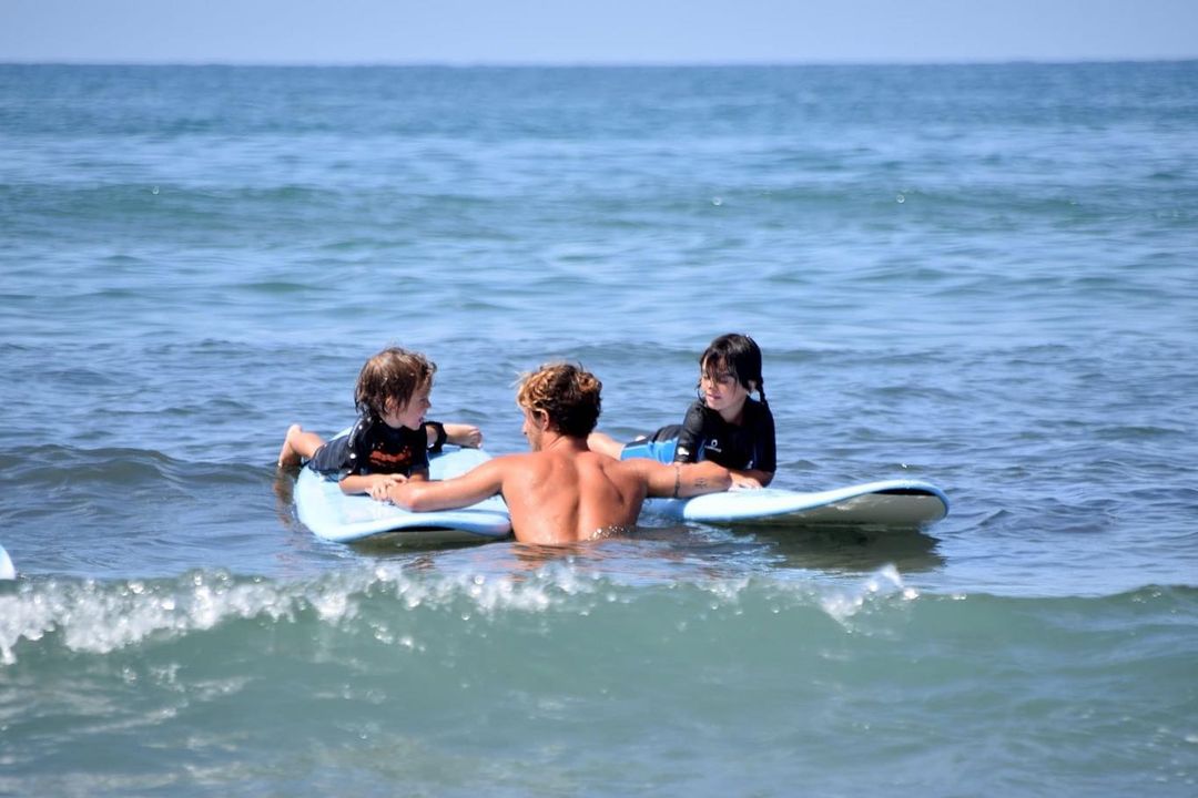 surf lezione bambini versilia